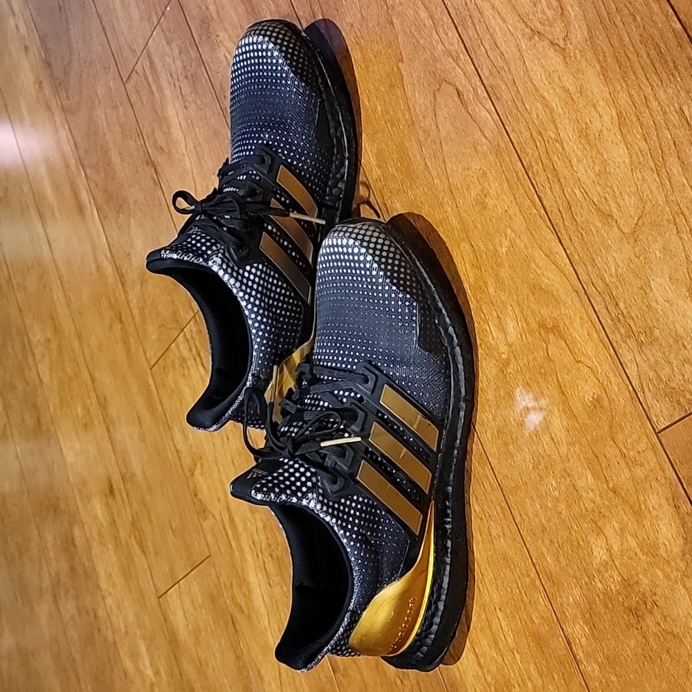 Men's 9.5 adidas ultra boost Patrick Mahomes